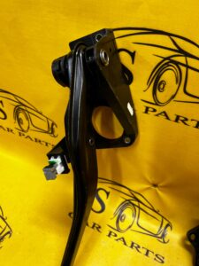 PEDAŁ HAMULCA AUTOMAT MERCEDES GLA W156 B W246 INFINITI Q30