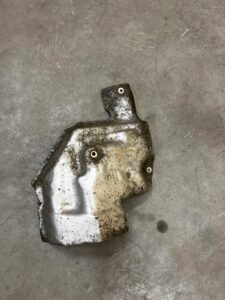 OSŁONA TERMICZNA BLACHA PRZEKŁADNI KIEROWNICZEJ RANGE ROVER VELAR L560