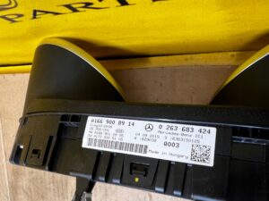 ZEGARY LICZNIK PRĘDKOŚCIOMIERZ OBROTOMIERZ MERCEDES GL X166 USA