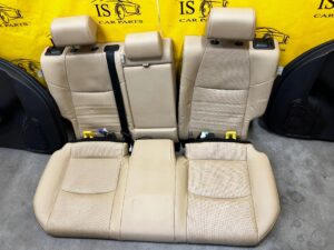 WNĘTRZE FOTELE KANAPA GRZANE BOCZKI SKÓRA AIRBAG ISOFIX TOYOTA RAV4 V EU