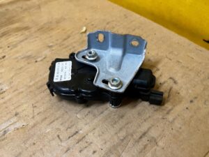 MECHANIZM SILNIK SILNICZEK SZYBY TYŁ PRAWY MERCEDES GL X166