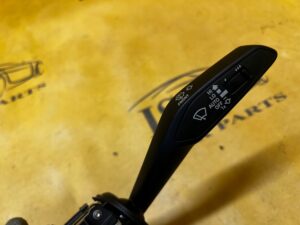 PAJĄK MANETKI PRZEŁĄCZNIK ZESPOLONY TAŚMA AUDI TT 8S EU