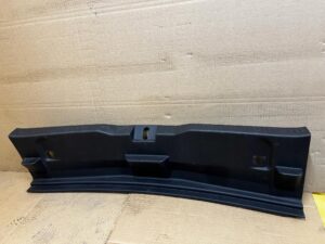 LISTWA OSŁONA PROGU BAGAŻNIKA PASA TYŁ TYLNEGO TOYOTA AURIS II HB