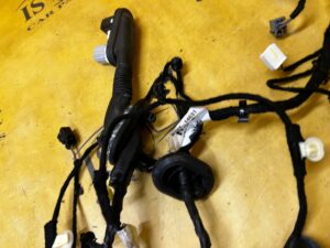 WIĄZKA INSTALACJA DRZWI PRZÓD LEWY FORD ESCAPE MK4