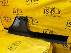 PLASTIK OSŁONA LISTWA PROGU PROGOWA PRZÓD PRAWY PRAWA PEUGEOT 2008 II