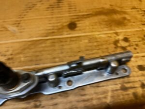 LISTWA WTRYSKOWA CZUJNIK CIŚNIENIA PALIWA TOYOTA RAV4 V 2.5 HYBRID