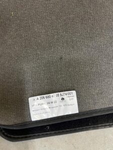 DYWANIKI WYCIERACZKI WELUROWE ORYGINALNE PRZÓD TYŁ MERCEDES C W206 AMG EU