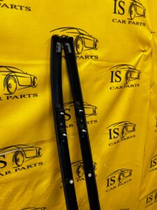 KOMPLET LISTWY RELINGI DACHOWE TOYOTA RAV4 V