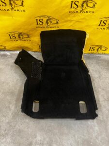 WYKŁADZINA DYWAN WNĘTRZA PODŁOGI PRZÓD PRAWY PRAWA MERCEDES A W177