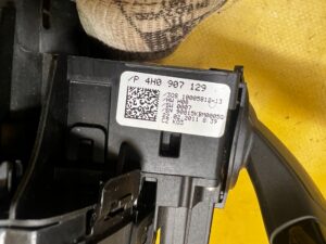 PAJĄK MANETKI PRZEŁĄCZNIK ZESPOLONY TAŚMA AUDI A8 D4 4H EU