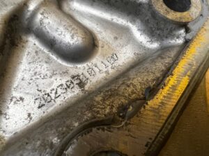 OBUDOWA OSŁONA DEKIEL ŁAŃCUCHA ROZRZĄDU TOYOTA RAV4 V 2.5 HYBRID XA25A