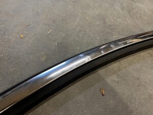 RAMKA USZCZELKA DRZWI PRZÓD LEWY FORD ESCAPE MK4