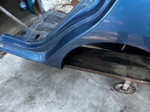 ĆWIARTKA BŁOTNIK PRÓG SŁUPEK PAS TYŁ LEWY TOYOTA AURIS II HB