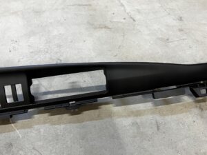 LISTWA OZDOBNA DEKOR DESKI KONSOLI KRATKI NAWIEWU TOYOTA AURIS II LIFT EU