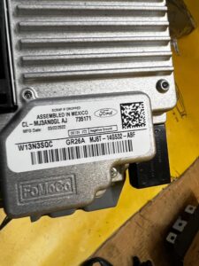 MODUŁ STEROWNIK RADIA FORD ESCAPE MK4