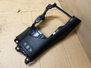 RAMKA OSŁONA DEKOR TUNEL ŚRODKOWY TOYOTA AURIS II LIFT EU 1.8 HYBRID