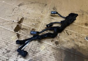 WIĄZKA INSTALACJA WTRYSKÓW WTRYSKIWACZY TOYOTA RAV4 V 2.5 HYBRID