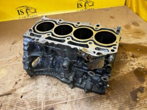 BLOK SILNIKA SŁUPEK PANEWKI TOYOTA RAV4 V 2.5 HYBRID XA25A