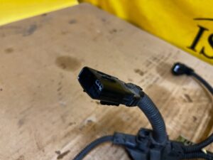 WIĄZKA INSTALACJA ELEKTRYCZNA OKABLOWANIE SILNIKA TOYOTA RAV4 V 2.5 HYBRID