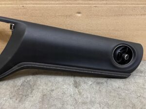 LISTWA OZDOBNA DEKOR DESKI KONSOLI KRATKI NAWIEWU TOYOTA AURIS II LIFT EU