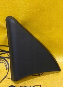 OSŁONA ZAŚLEPKA TRÓJKĄT LUSTERKA LEWA LEWY DACIA SANDERO II