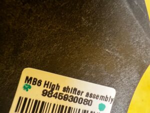 WYBIERAK LEWAREK MECHANIZM GAŁKA 6 BIEGÓW MANUAL PEUGEOT 2008 II