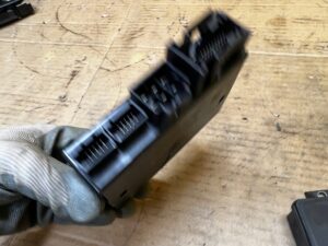 MODUŁ STEROWNIK HAKA HOLOWNICZEGO INFINITI Q30 MERCEDES GL X166