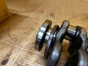 WAŁ KORBOWY TOYOTA RAV4 V 2.5 HYBRID XA25A