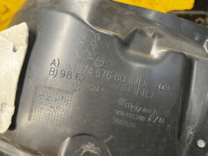 NADKOLE KOMPLETNE PRZÓD LEWY PEUGEOT 2008 II