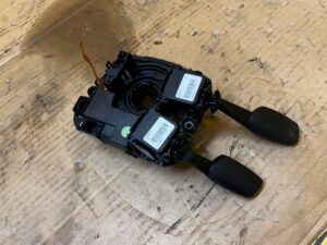 PAJĄK MANETKI PRZEŁĄCZNIK ZESPOLONY TAŚMA BMW 3 E90 E91