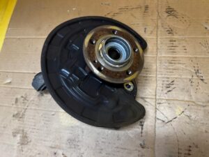 ZWROTNICA PIASTA TYŁ LEWY LEWA MERCEDES A W177 A35 AMG 2.0 B 4-MATIC