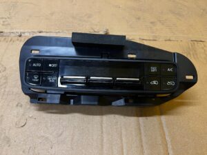 PANEL PRZEŁĄCZNIK NAWIEWU KLIMATYZACJI TOYOTA AURIS II LIFT EU