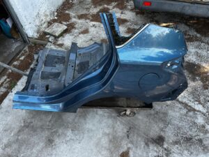 ĆWIARTKA BŁOTNIK PRÓG SŁUPEK PAS TYŁ LEWY TOYOTA AURIS II HB