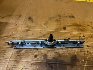 LISTWA WTRYSKOWA CZUJNIK CIŚNIENIA PALIWA TOYOTA RAV4 V 2.5 HYBRID