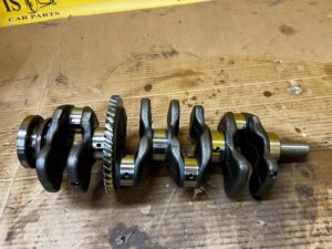 WAŁ KORBOWY TOYOTA RAV4 V 2.5 HYBRID XA25A