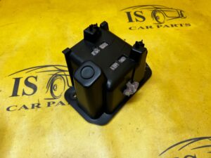 KRATKA WENTYLACYJNA DEKOMPRESYJNA TYŁ PRAWY PRAWA PEUGEOT 2008 II