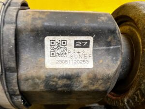 PÓŁOŚ PRZÓD PRZEDNIA PRAWA PRAWY TOYOTA RAV4 V 2.5 HYBRID