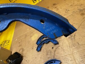 KOMPLET SZCZĘKI HAMULCOWE PORSCHE 911 991.2 CARRERA