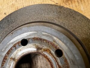 KOMPLET TARCZE HAMULCOWE TYŁ FORD ESCAPE MK4 1.5 ECOBOOST