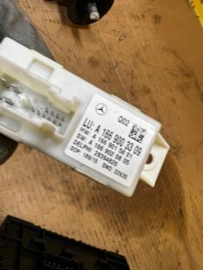 STEROWNIK MODUŁ ŚWIATEŁ MERCEDES GL X166