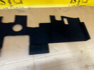 WKŁAD WYKŁADZINA DYWAN PODŁOGI MERCEDES A W177 A45S A45 A35 HB AMG