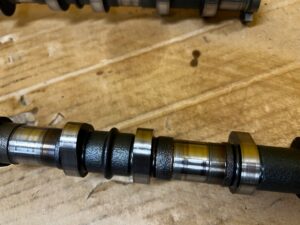 KOMPLET WAŁKI ROZRZĄDU SSĄCY WYDECHOWY TOYOTA RAV4 V 2.5 HYBRID XA25A