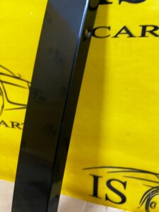 LISTWA SZYBY KAROSERYJNEJ BŁOTNIKA TYŁ PRAWA PRAWY MERCEDES GL X166