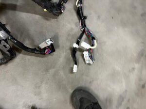 WIĄZKA INSTALACJA SILNIKA TOYOTA AURIS II HB 1.8 HYBRID