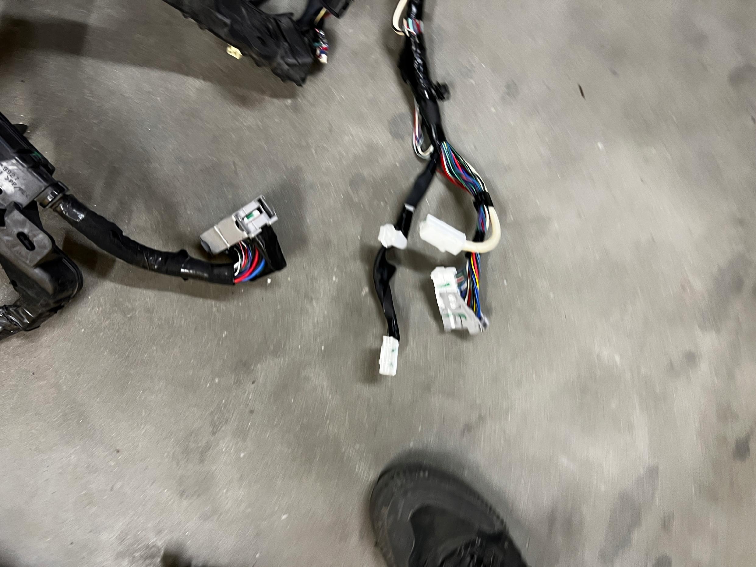 WIĄZKA INSTALACJA SILNIKA TOYOTA AURIS II HB 1.8 HYBRID