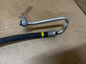 PRZEWÓD RURA RURKA WĄŻ KLIMATYZACJI TOYOTA AURIS II