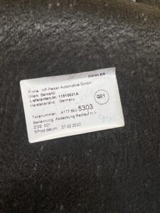 NADKOLE KOMPLETNE TYŁ LEWY MERCEDES A W177