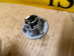 OSŁONA ZAŚLEPKA GŁOŚNIK DRZWI TYŁ PRAWY ALPACA GRAY MERCEDES GL X166