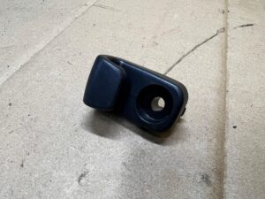 2 X UCHWYT HACZYK WIESZAK MOCOWANIE BAGAŻNIKA TOYOTA AURIS II