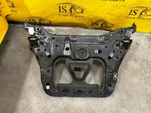 SANKI WÓZEK ZAWIESZENIE PRZÓD MOCOWANIE SILNIKA POD SILNIK MERCEDES A W177